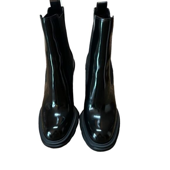 Alexander McQueen Tread Heeled Patent Leather Chelsea Boot NEW EU 36.5 US 6.5 - Picture 6 of 14